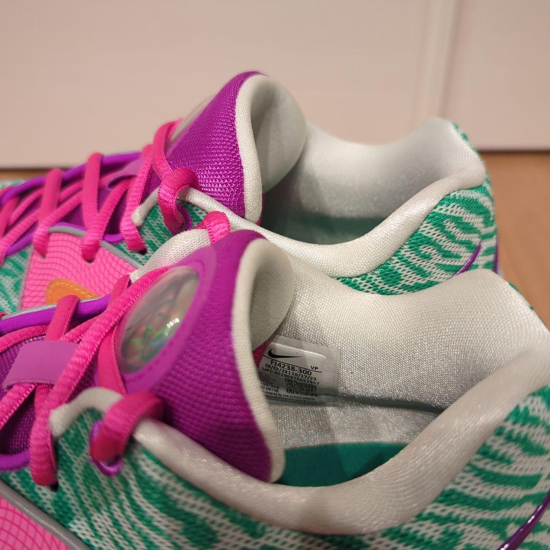 Nike KD 16 オールスターモデル