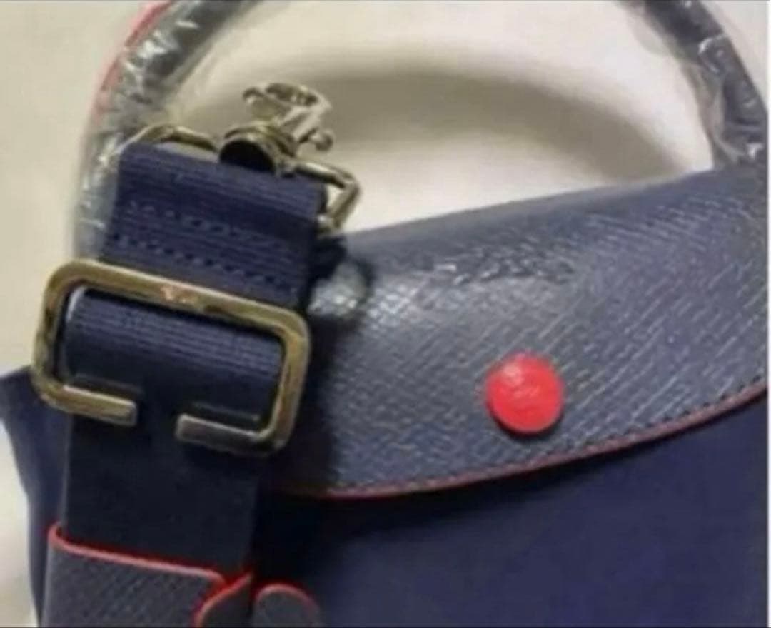 ロンシャン大容量 ネイビー 新品