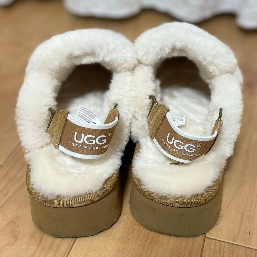 UGG AUSTRALIAN SHEPHERD ベージュ ムートンブーツ