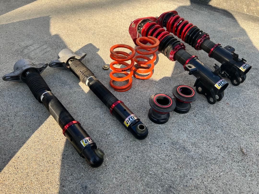 ゆLargusラルグス 全長調整式車高調キット 50プリウス