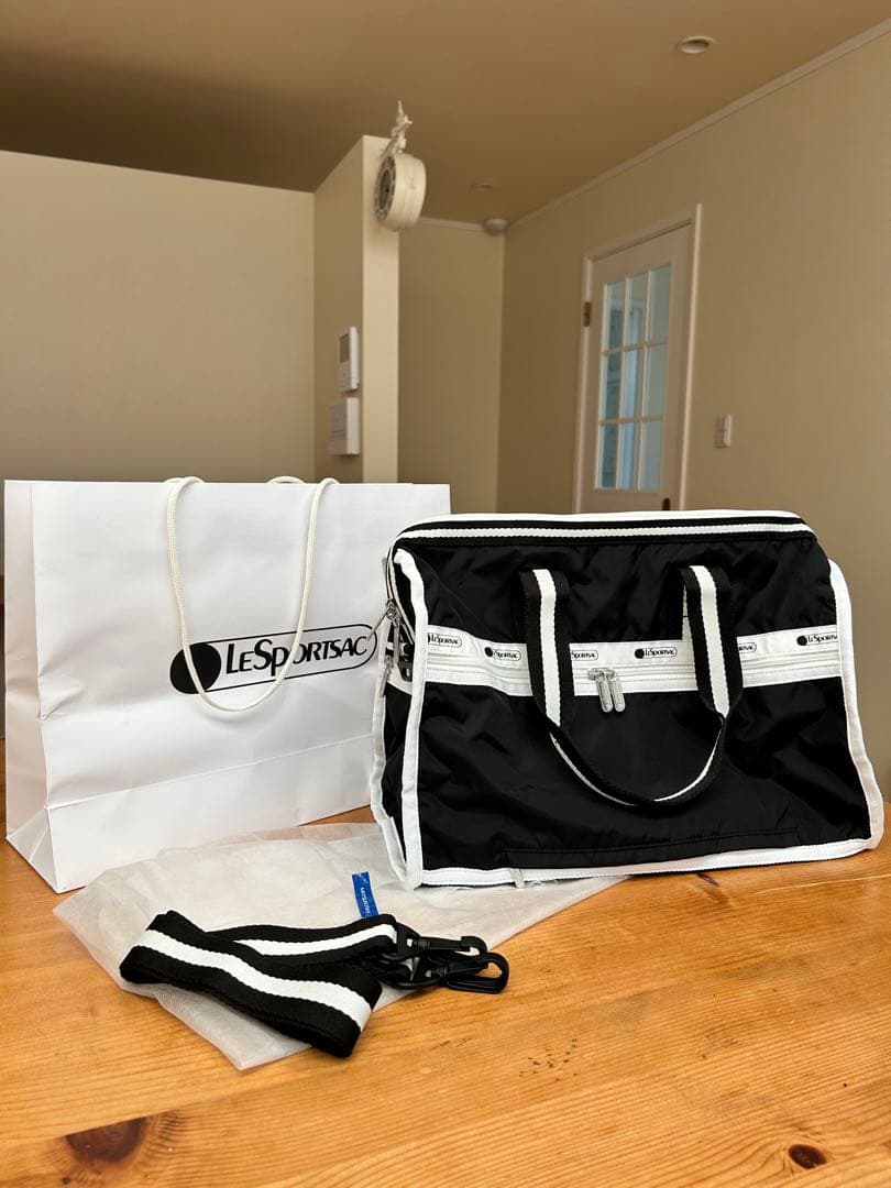 LeSportsac レスポートサック　ボストンバッグ スペクテイターブラック