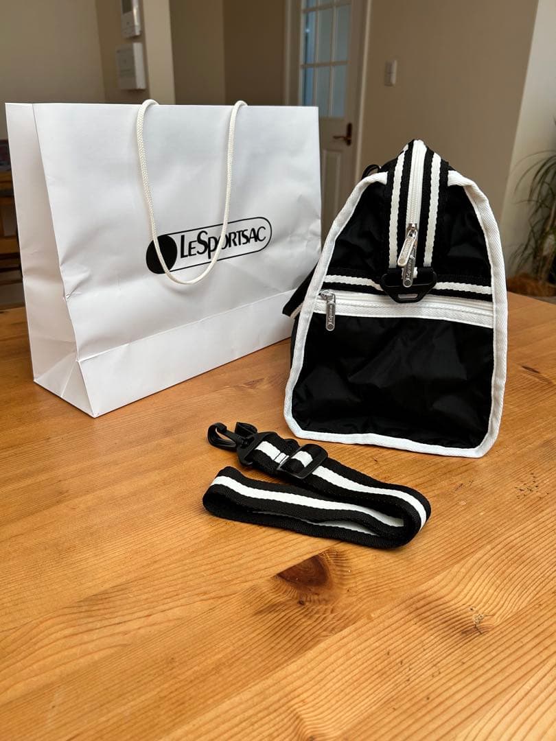 LeSportsac レスポートサック　ボストンバッグ スペクテイターブラック