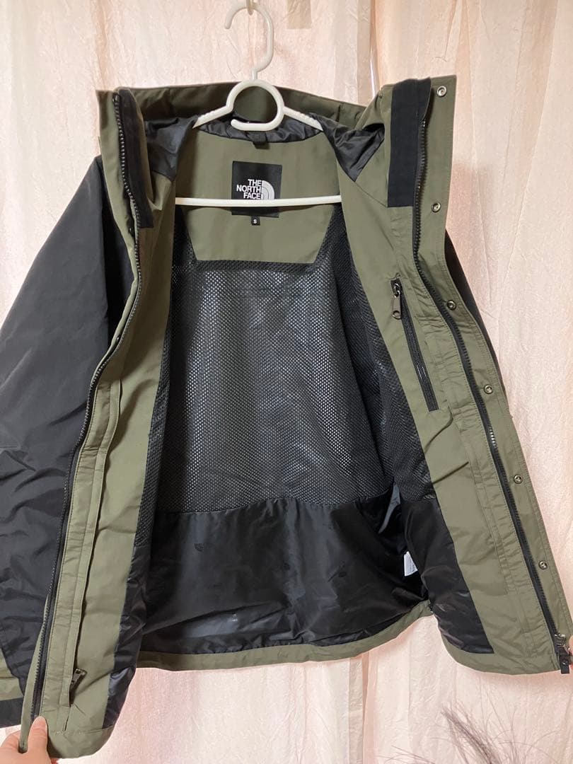 ノースフェイス　マウンテンライトジャケット　NP62450