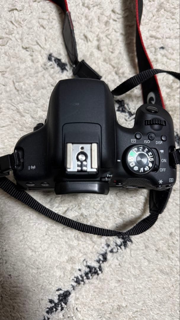 【お得！】Canon EOS kiss x8i ダブルズームキット 箱あり