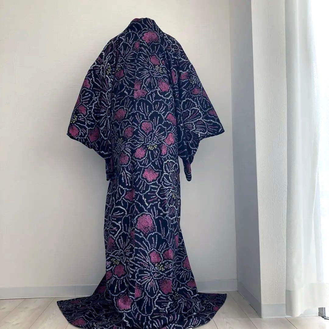 パゴス 有松鳴海絞り浴衣　黒地に大輪花模様　絞り浴衣　No.22