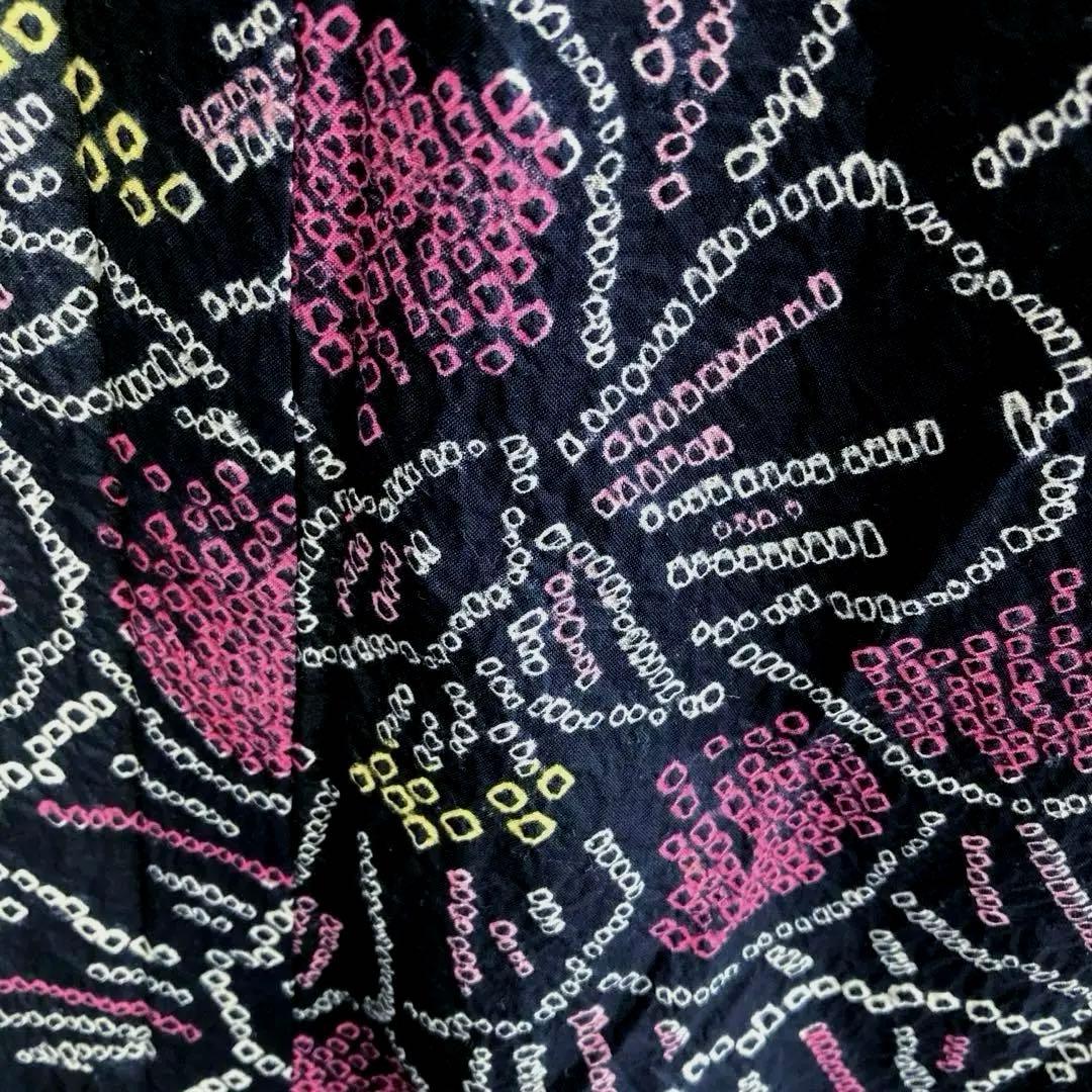 パゴス 有松鳴海絞り浴衣　黒地に大輪花模様　絞り浴衣　No.22