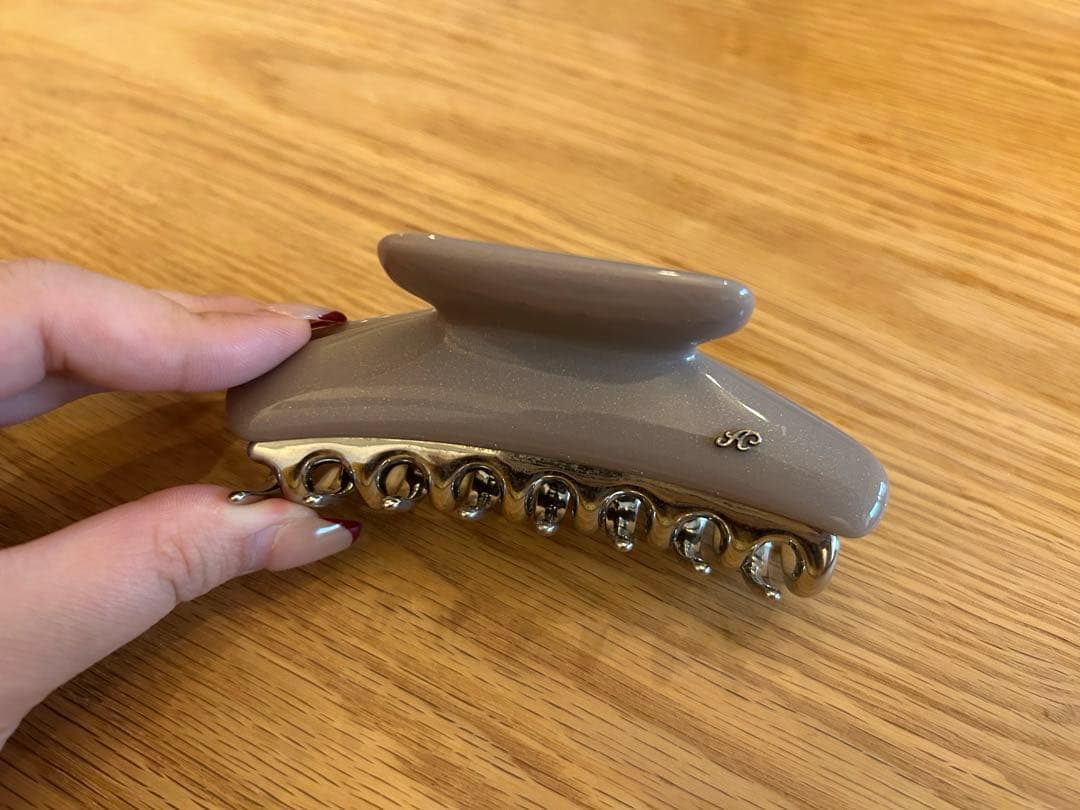 さとうささま専用オンライン完売品ACCAアッカ アールドゥヴィーヴルクリップ