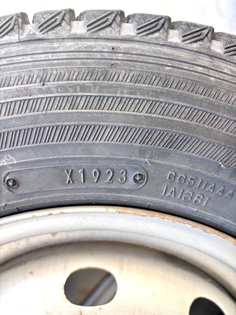145/80r12、2本のみ／必ず 4本セットで販売（出品2と合わせて）23年