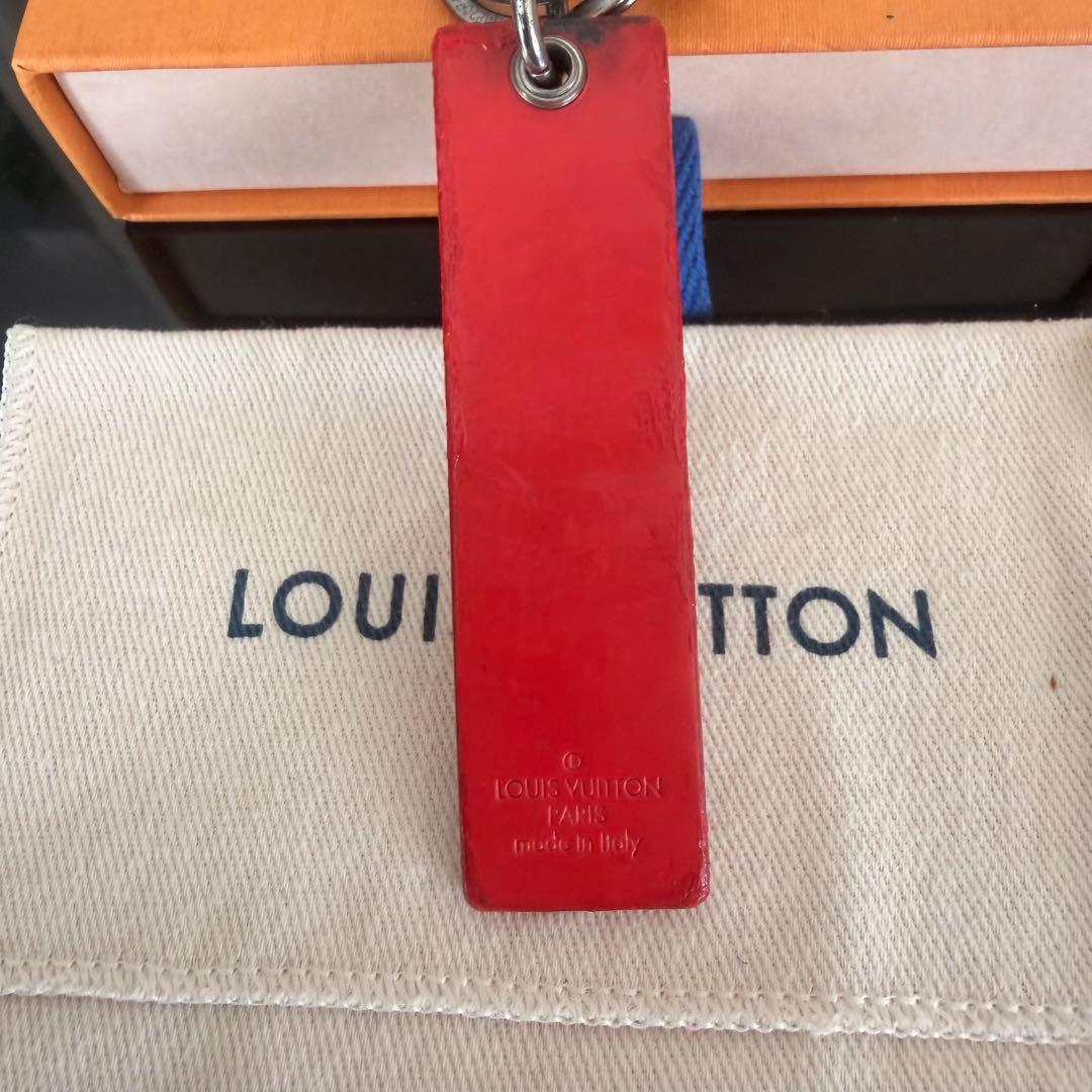 ⭐️正規品 ルイヴィトン　Supreme コラボ　キーホルダー中古♪