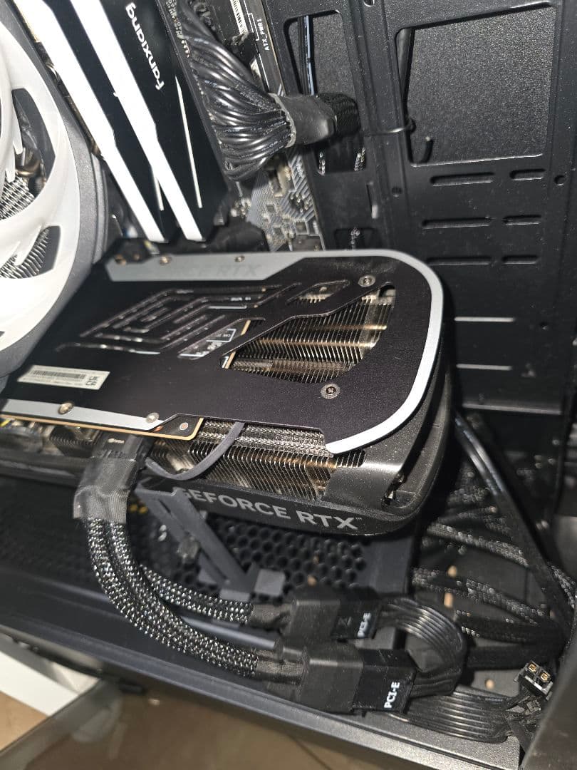 グラフィックボード・グラボ・ビデオカード ZOTAC GAMING GeForce RTX 4080 Super