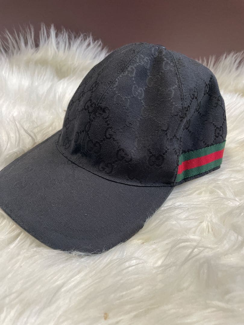 GUCCI ブラックGGパターンキャップ　XL