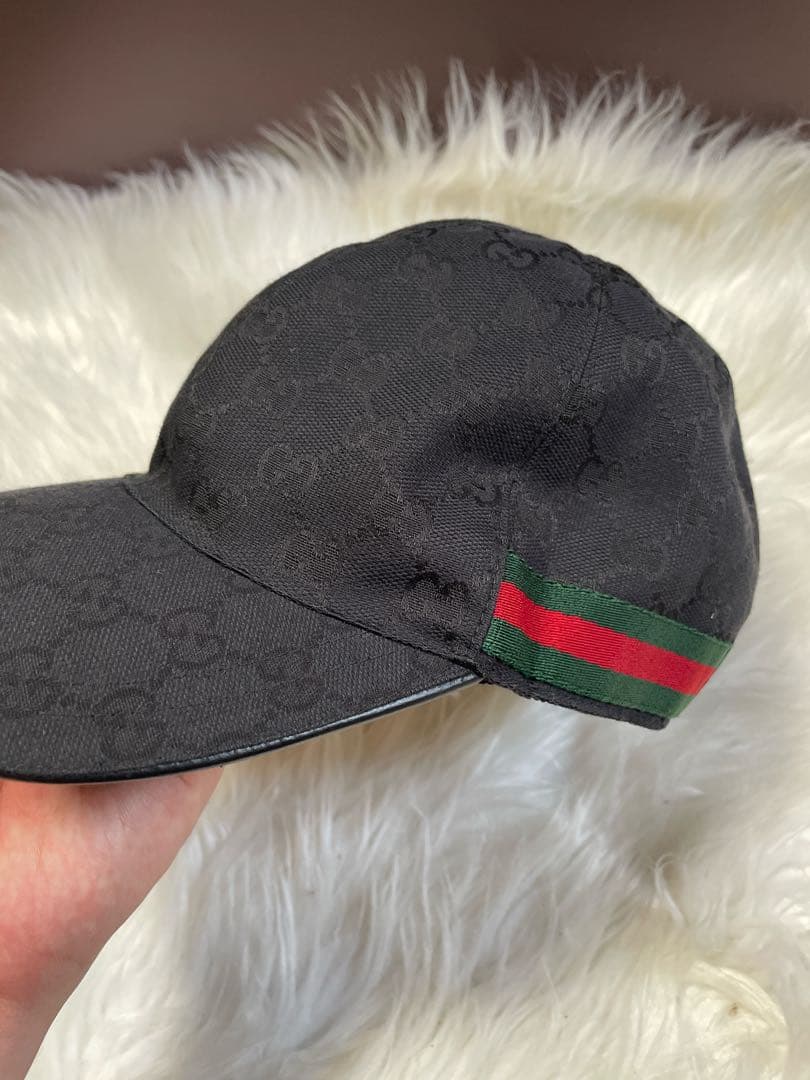 GUCCI ブラックGGパターンキャップ　XL