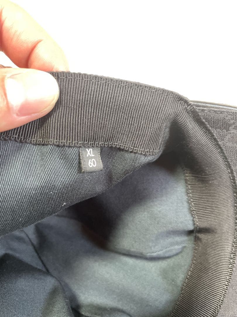 GUCCI ブラックGGパターンキャップ　XL