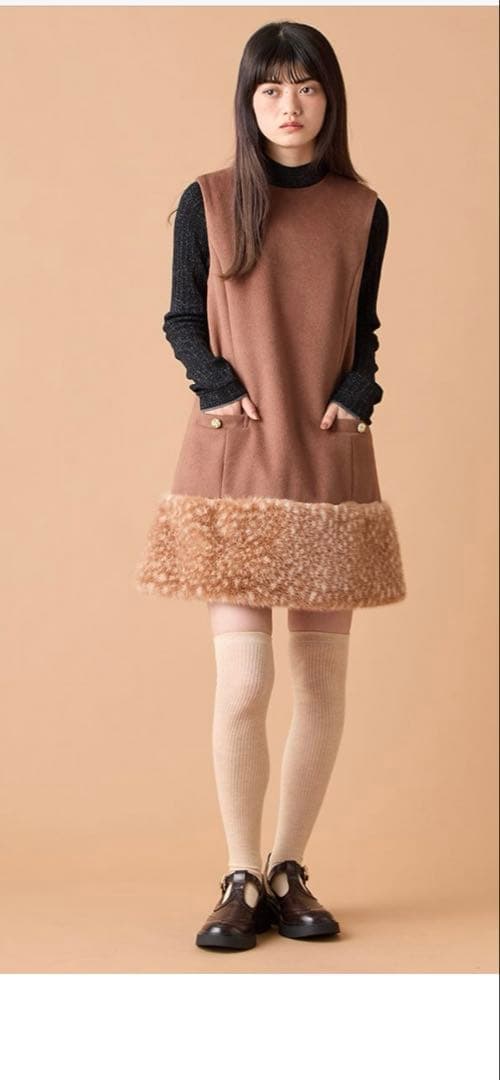 新作新品　完売商品　リリーブラウン♡ファードッキングミニワンピース