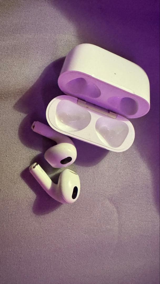 イヤホン airpods 3