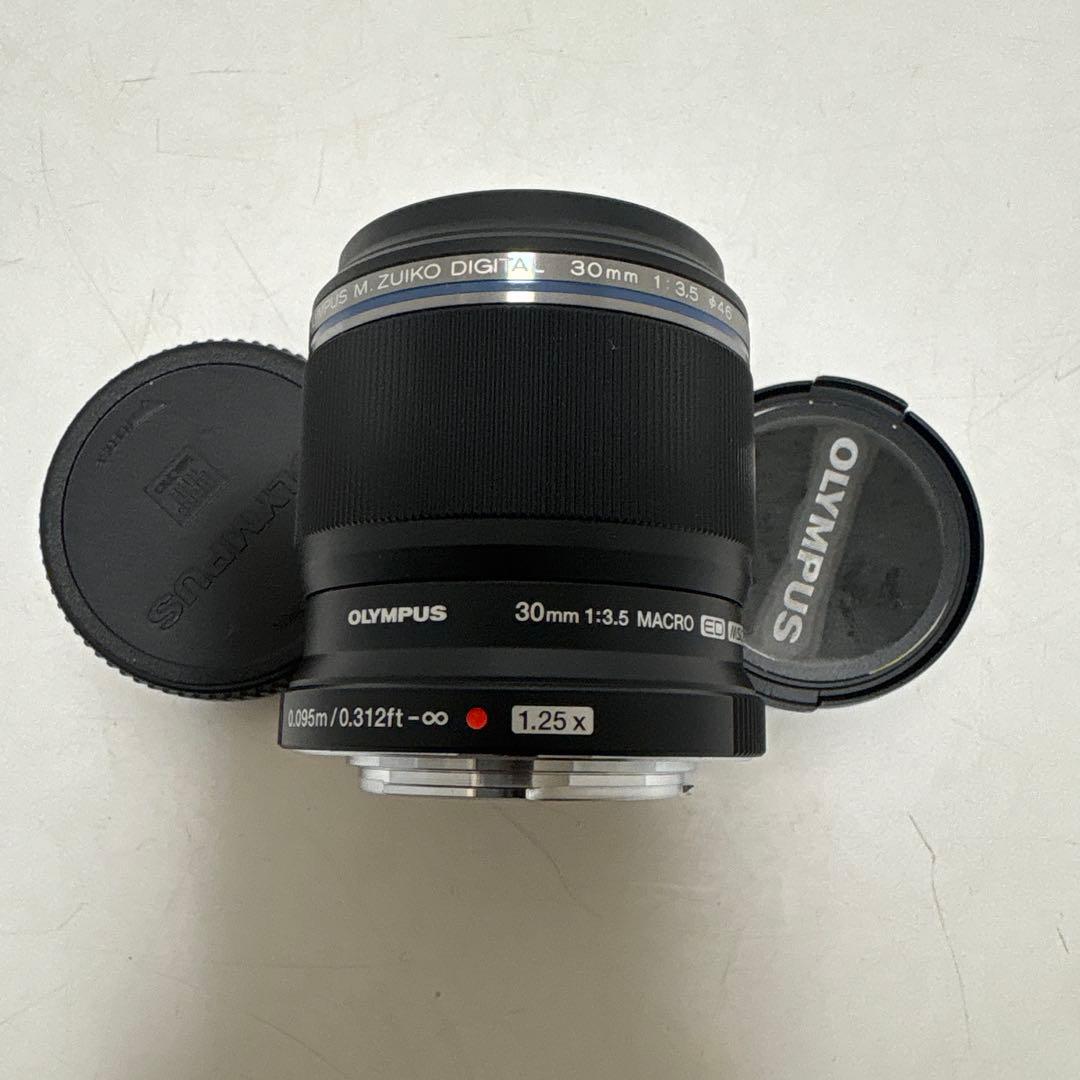 OLYMPUS 30mm f/3.5 MACRO レンズ