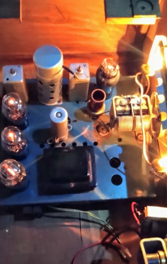 昭和レトロ真空管ラジオ　蓄音機　アンティーク　ジャンク