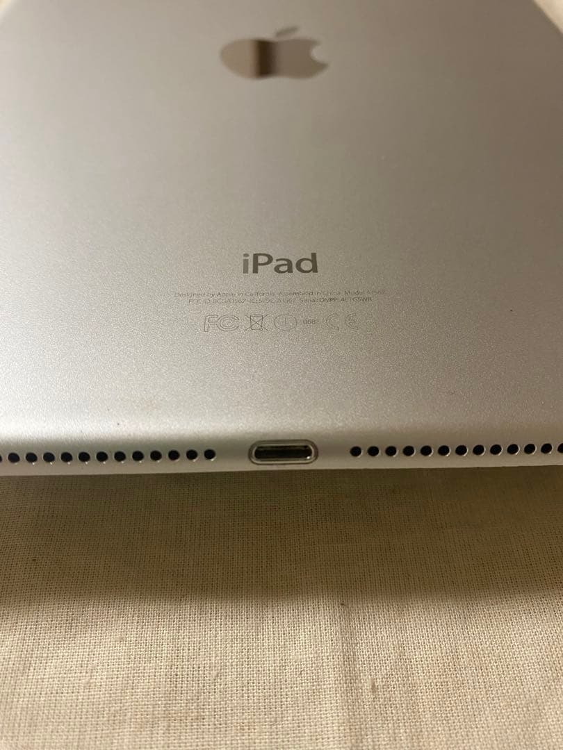 美品　iPad Air 第2世代　バッテリー93%