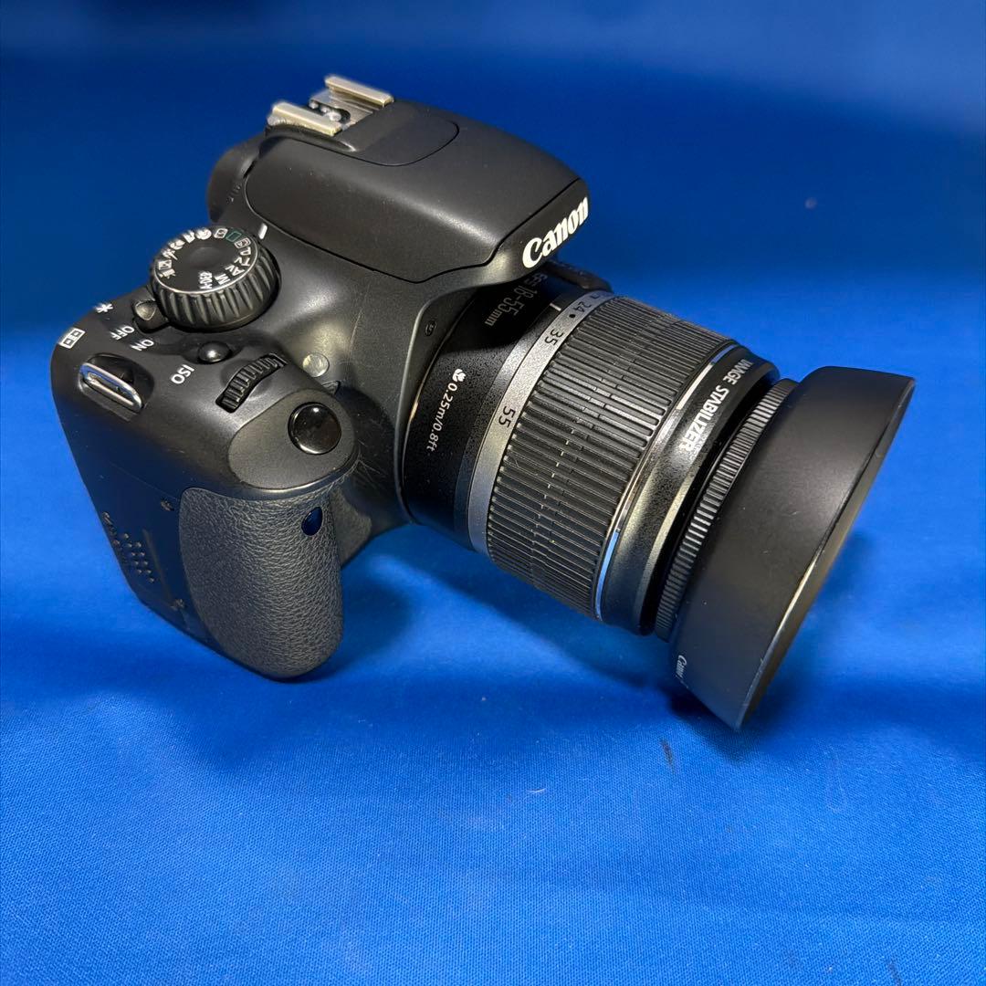 Canon EOS kiss X4一眼レフデジタルカメラ　18-55ｍｍレンズ付