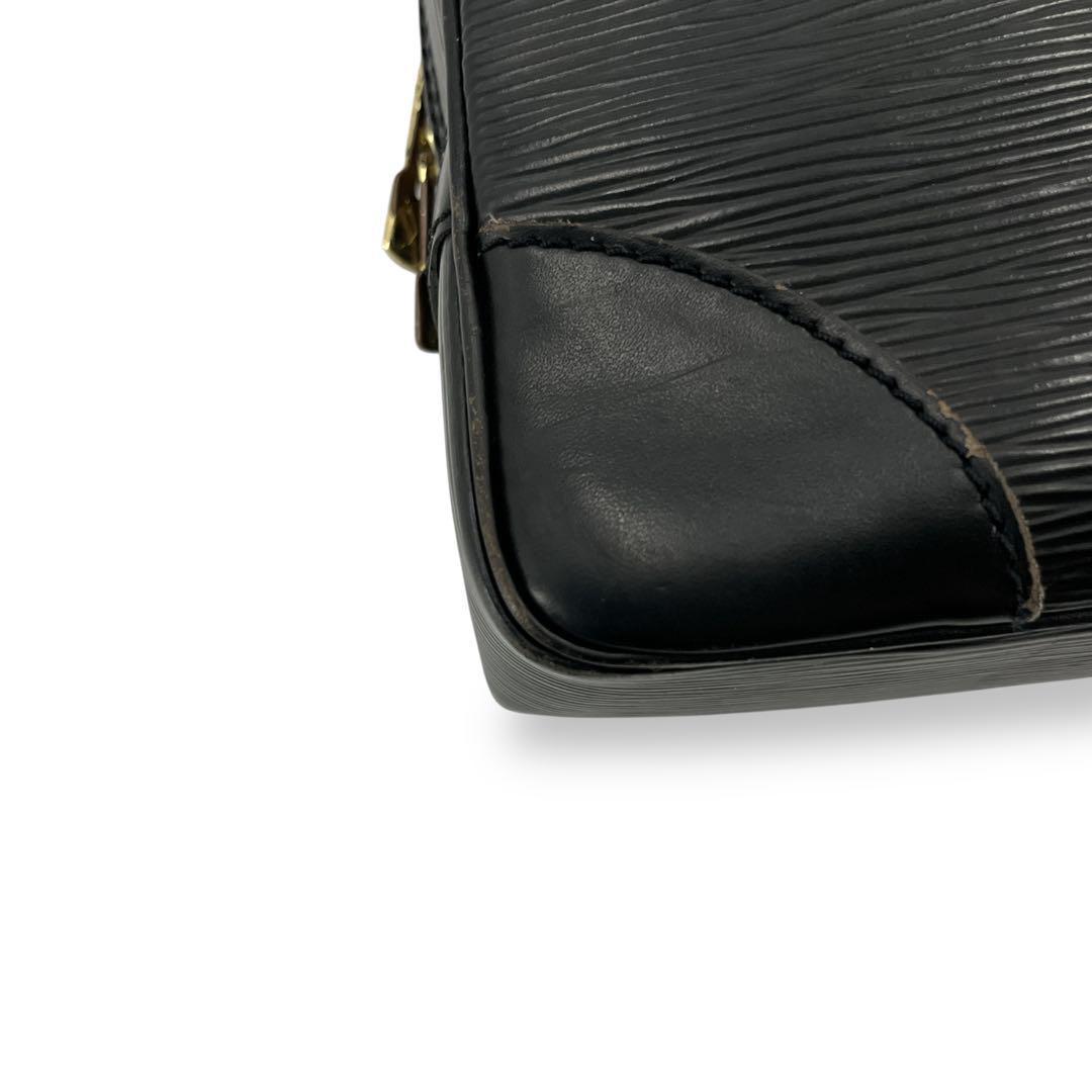 ルイヴィトン　エピ　ビジネスバッグ　ポルトドキュマン　ヴォワヤージュ　A4収納可