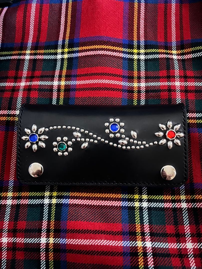 トラッカーウォレット Mサイズ　フラワー&リーフ　スタッズ