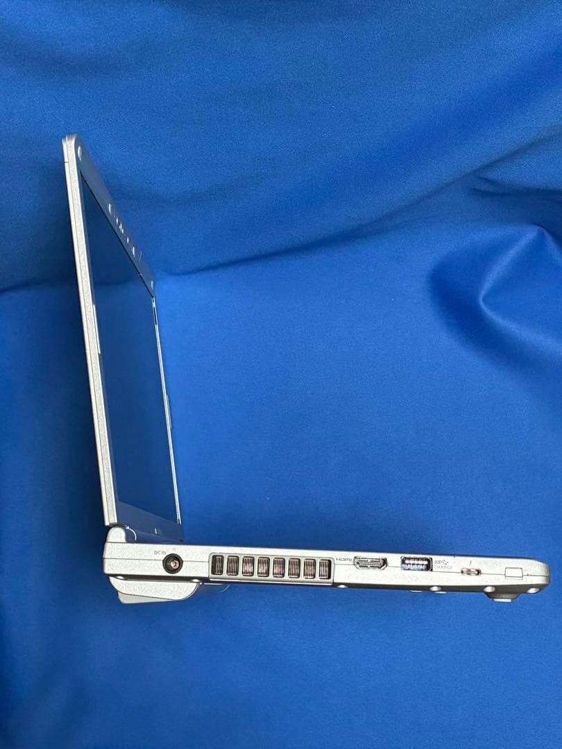 人気の軽量、最速win11とoffice2024搭載、パナSV9バッテリー絶好調