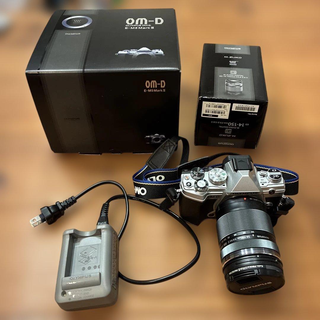 カ*ン様 ＜美品＞ OLYMPUS OM-D E-M5 MarkIII 14-1