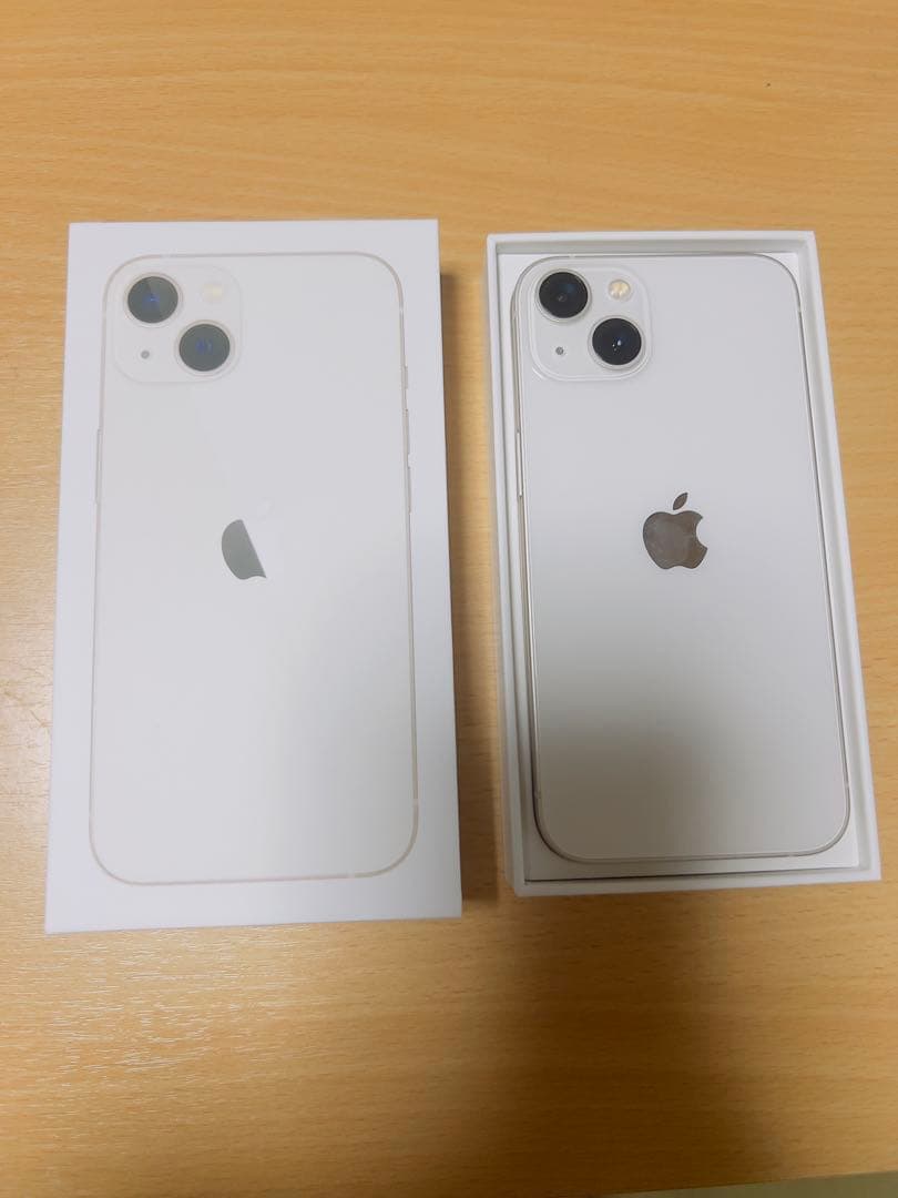 Apple iPhone 13 ホワイト