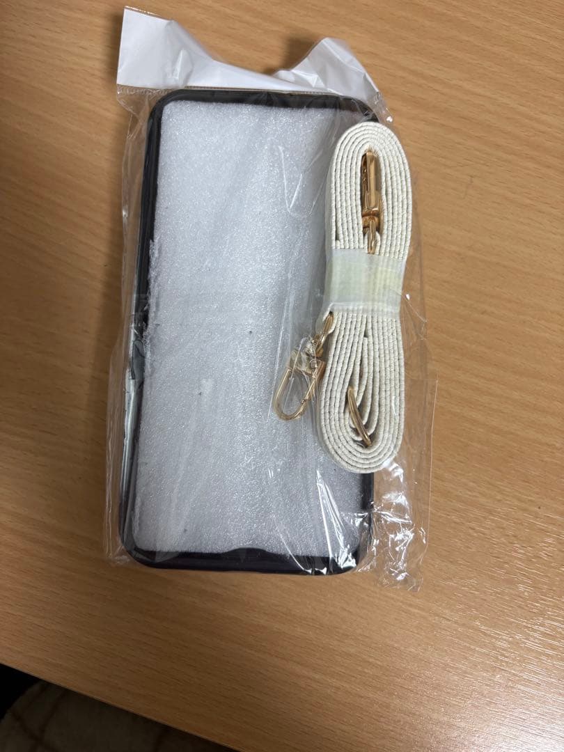 Apple iPhone 13 ホワイト