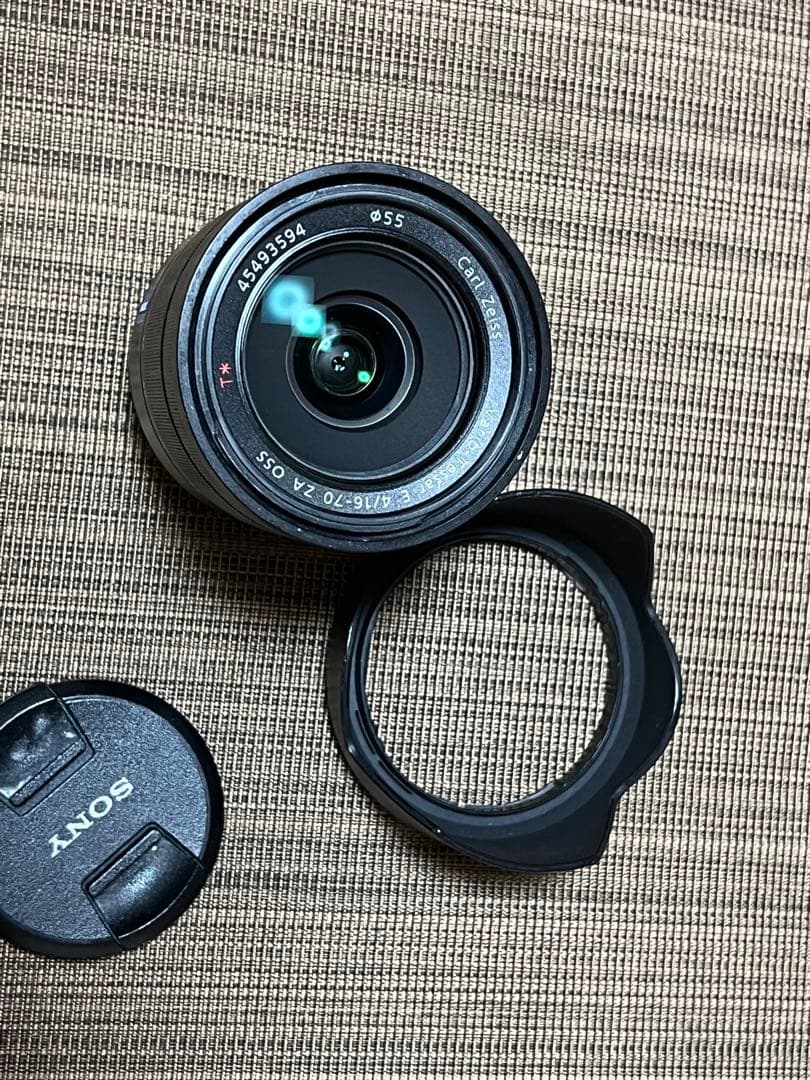 SONY 16-70mm F4 レンズフード付き