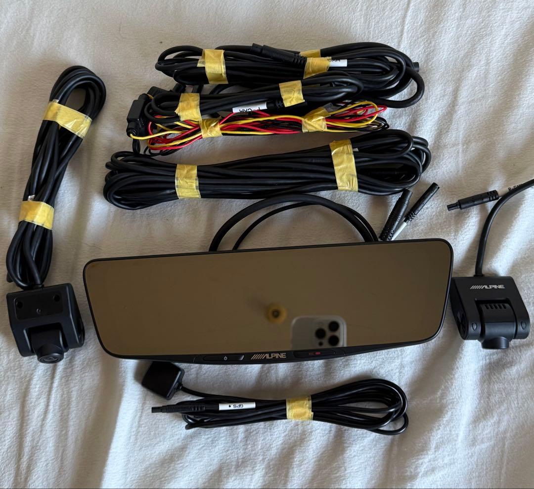 アルパイン10インチデジタルミラーDVRDM1000A-IC