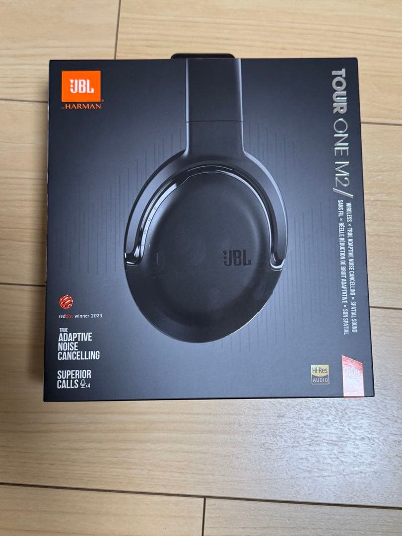 ヘッドホン JBL TOURONE M2