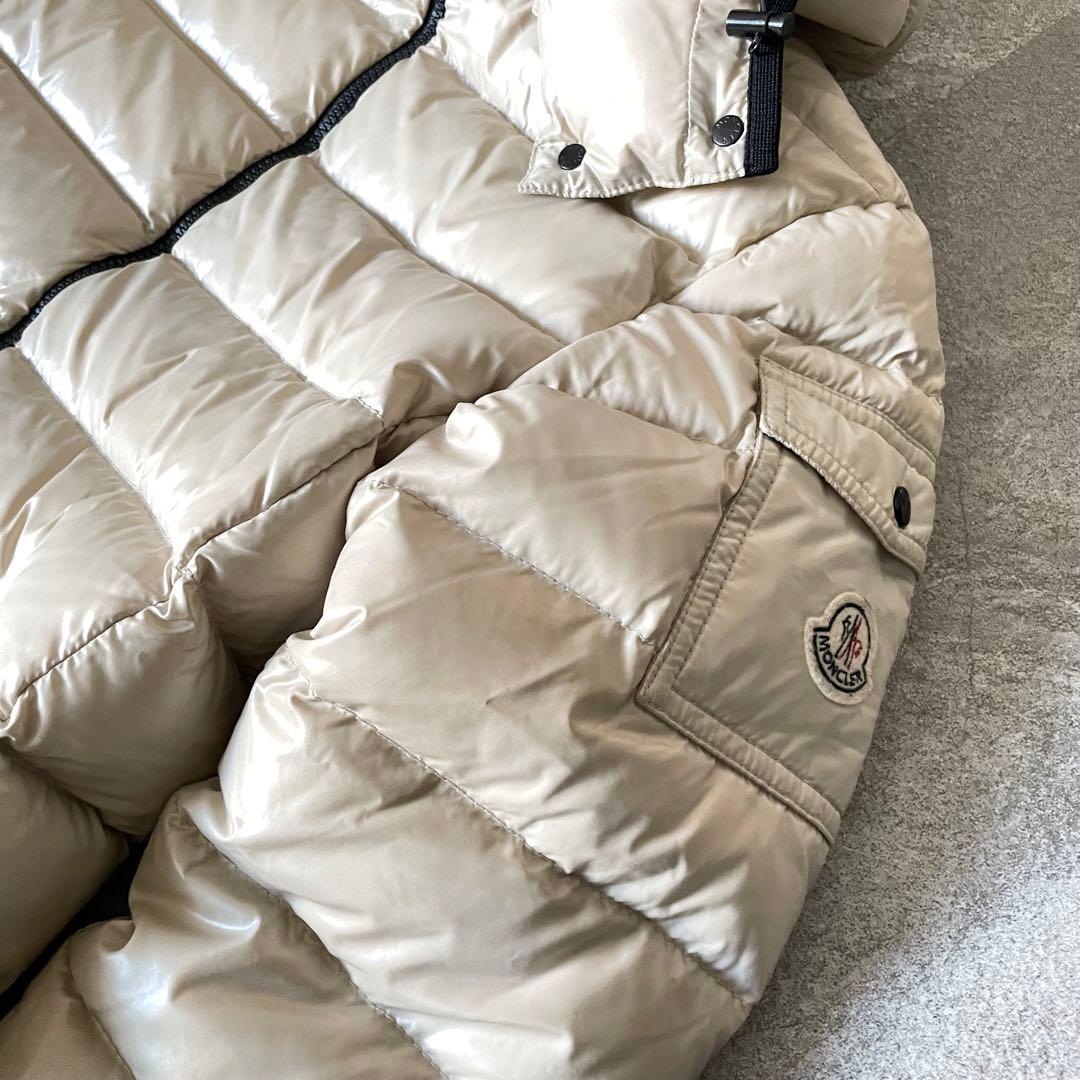モンクレール　BADY ダウンジャケット　レディース　アイボリー系　2