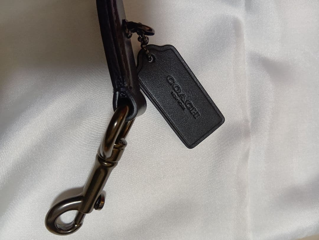 COACH ボディバッグ シグネチャー　革