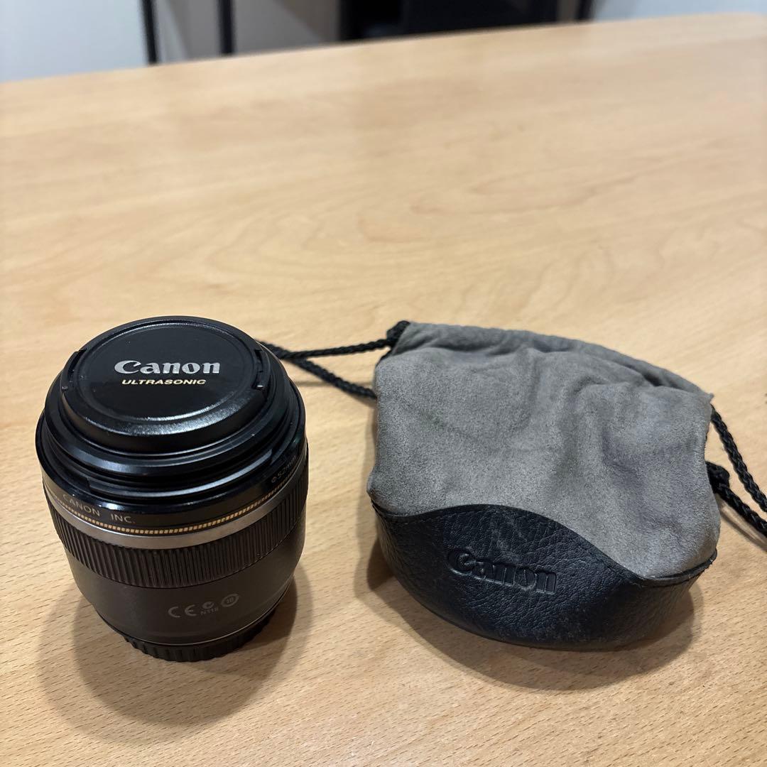 Canon EF-S 60mm f/2.8 マクロレンズ