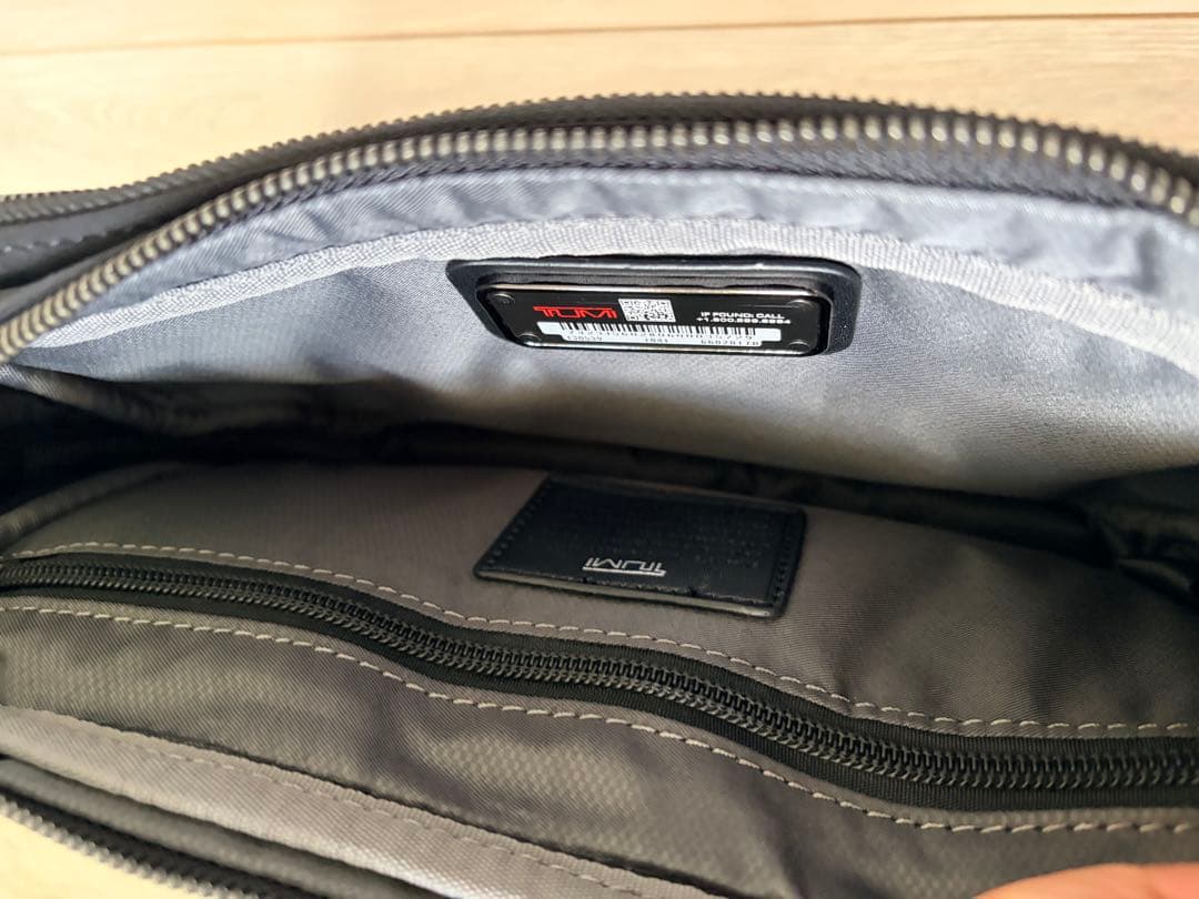 TUMI バック　ポーチ