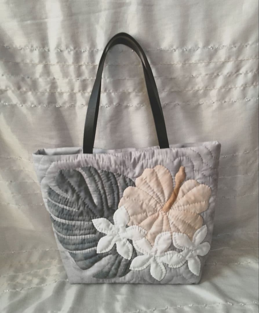 ☆268.ハワイアンキルト・バッグ・ハイビスカス＆ティアレ＆モンステラ