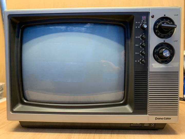 ナショナル　テレビ　オブジェに　砂の嵐