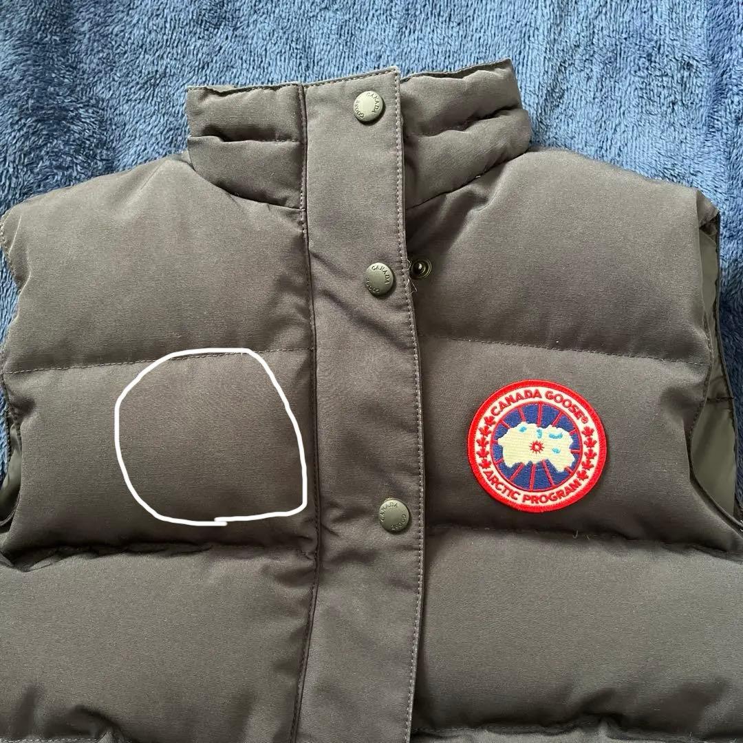   ブラック ダウンベスト XSサイズ