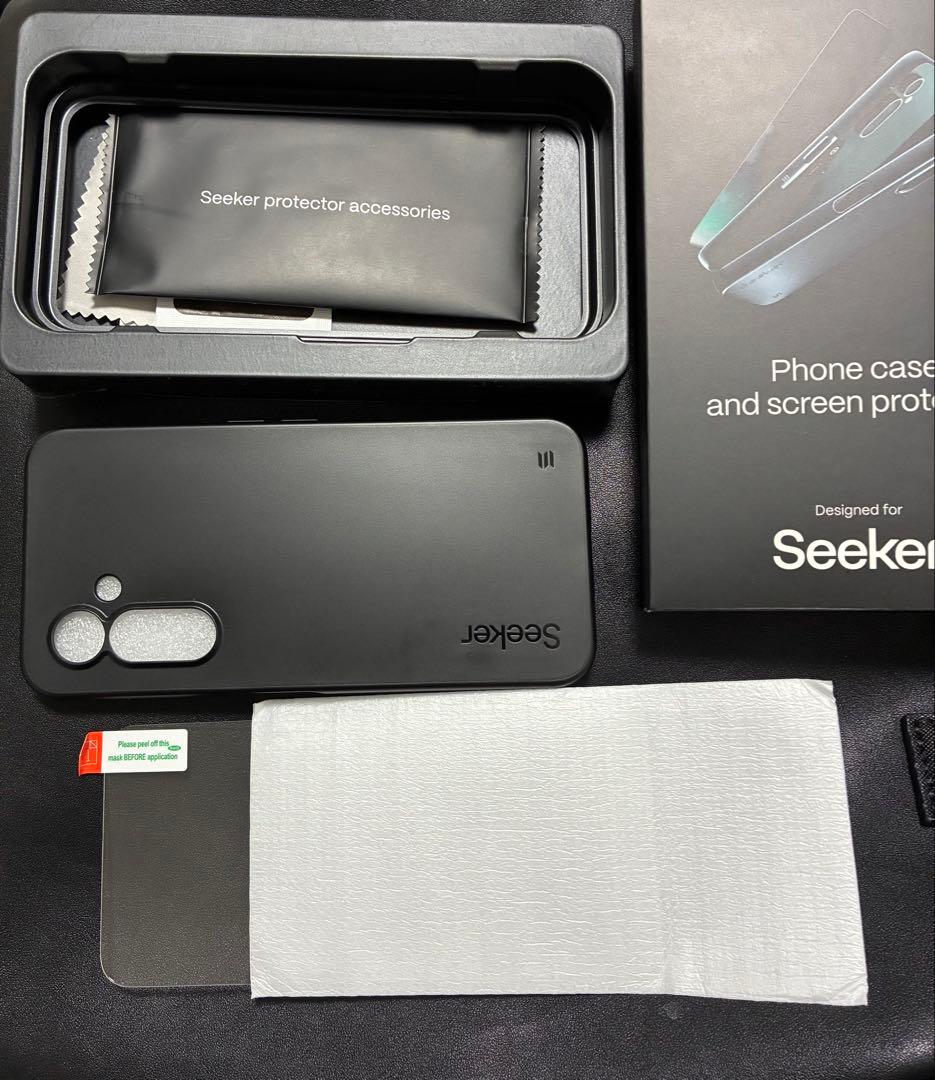 solana mobile 【純正ケース付き】