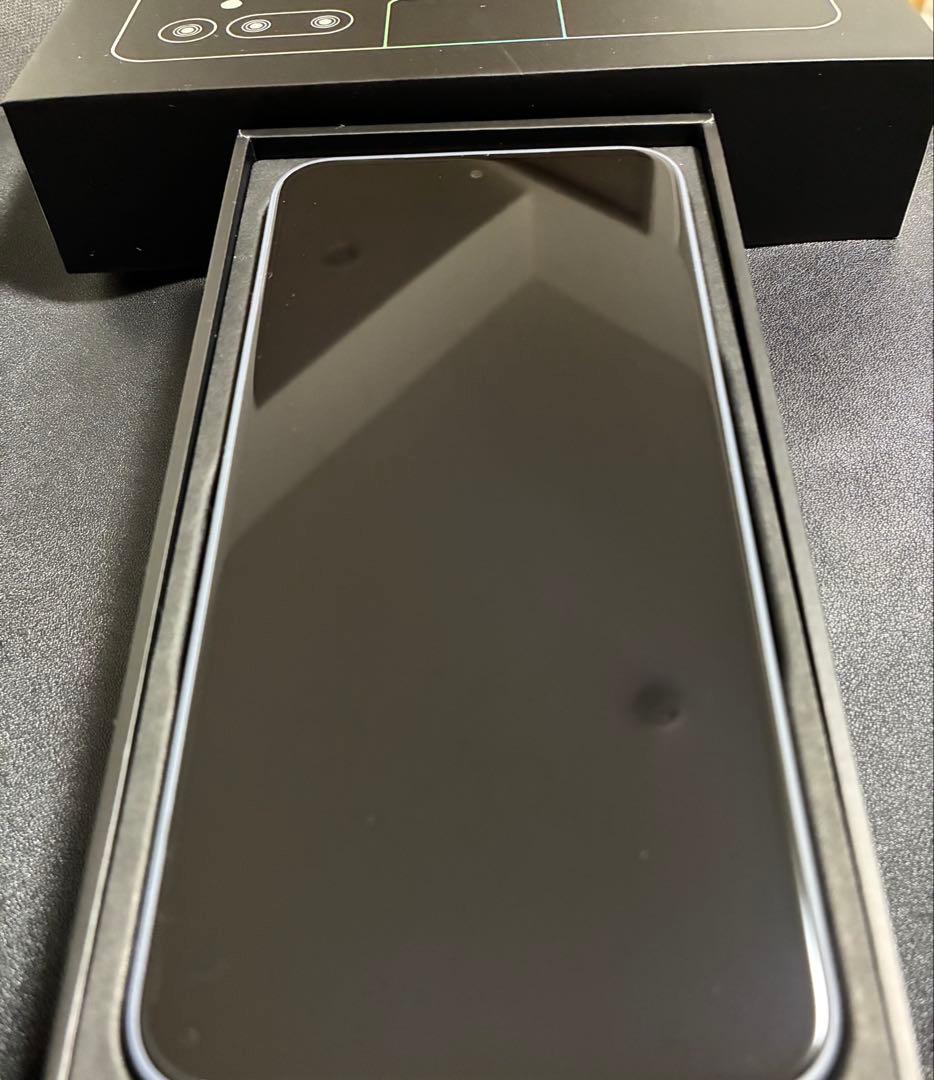 solana mobile 【純正ケース付き】