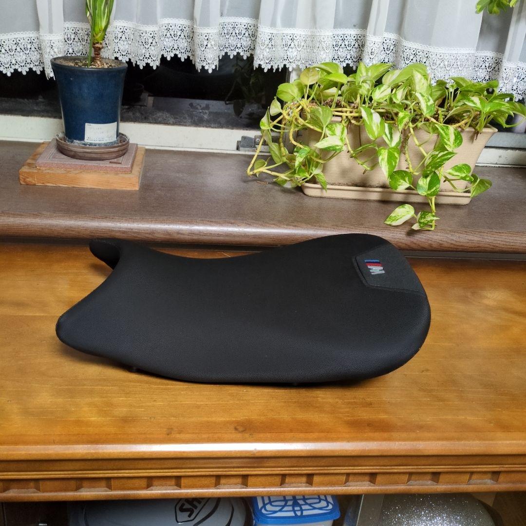  M1000R 純正ノーマル前シート