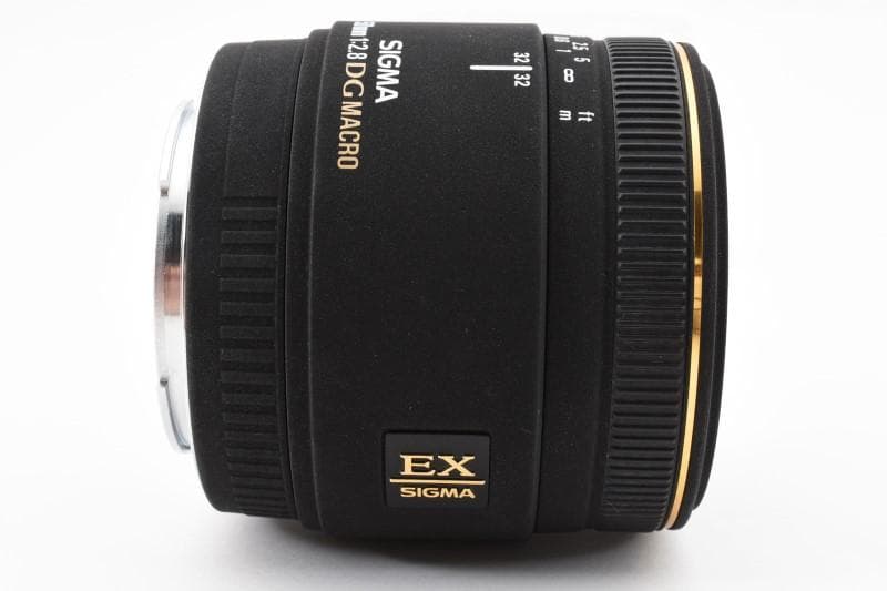Sigma 50mm f/2.8 DG MACRO EX 標準マクロレンズ