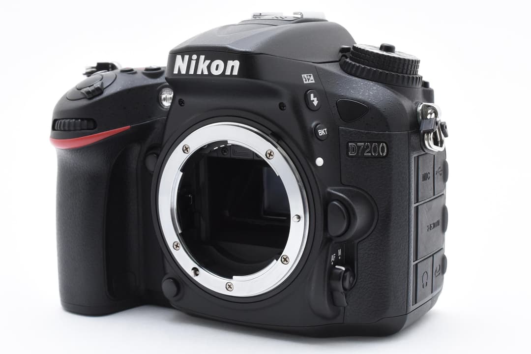 超美品 Nikon D7200 使用率16％ Wi-Fi搭載 ボディ #8550