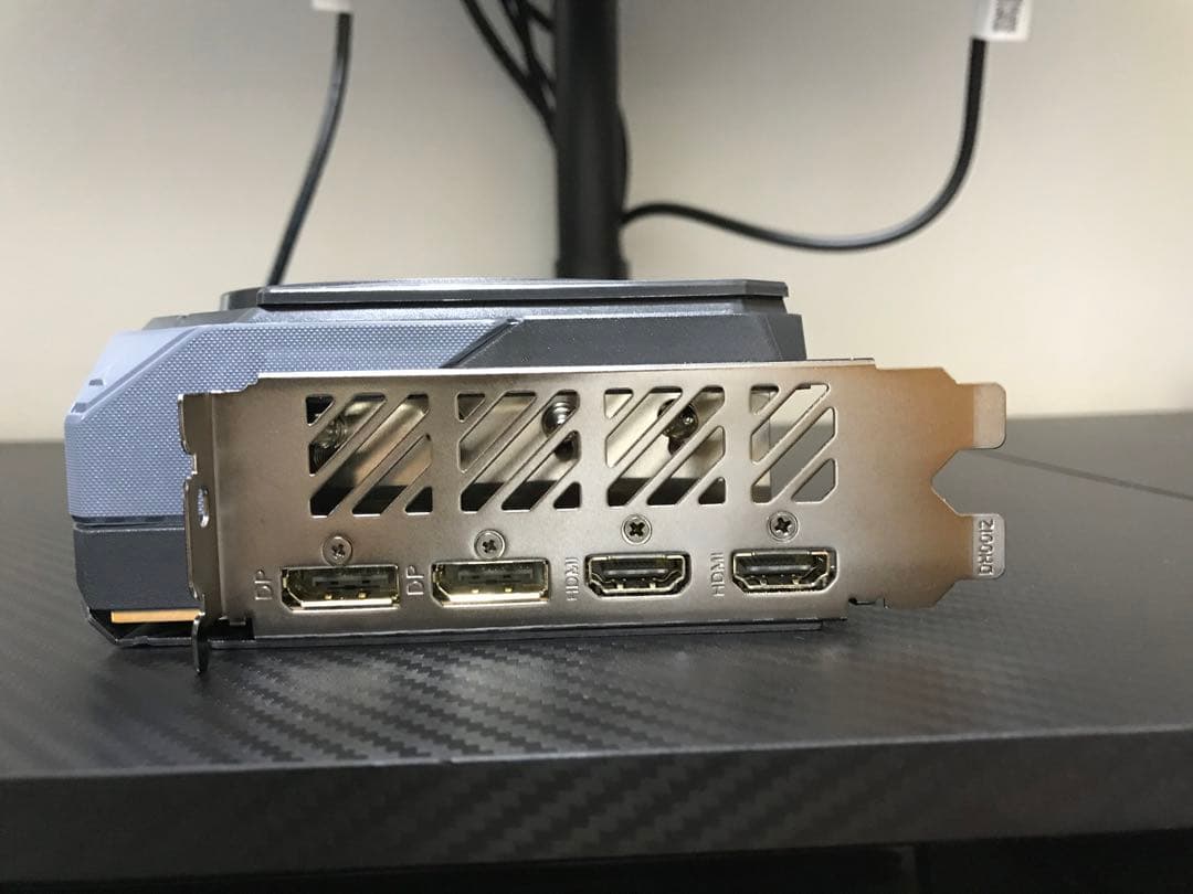 グラフィックボード・グラボ・ビデオカード GIGABYTE Radeon RX9070XT GAMING OC 16G