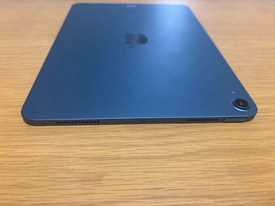 iPad Air (第5世代) ブルー　本体