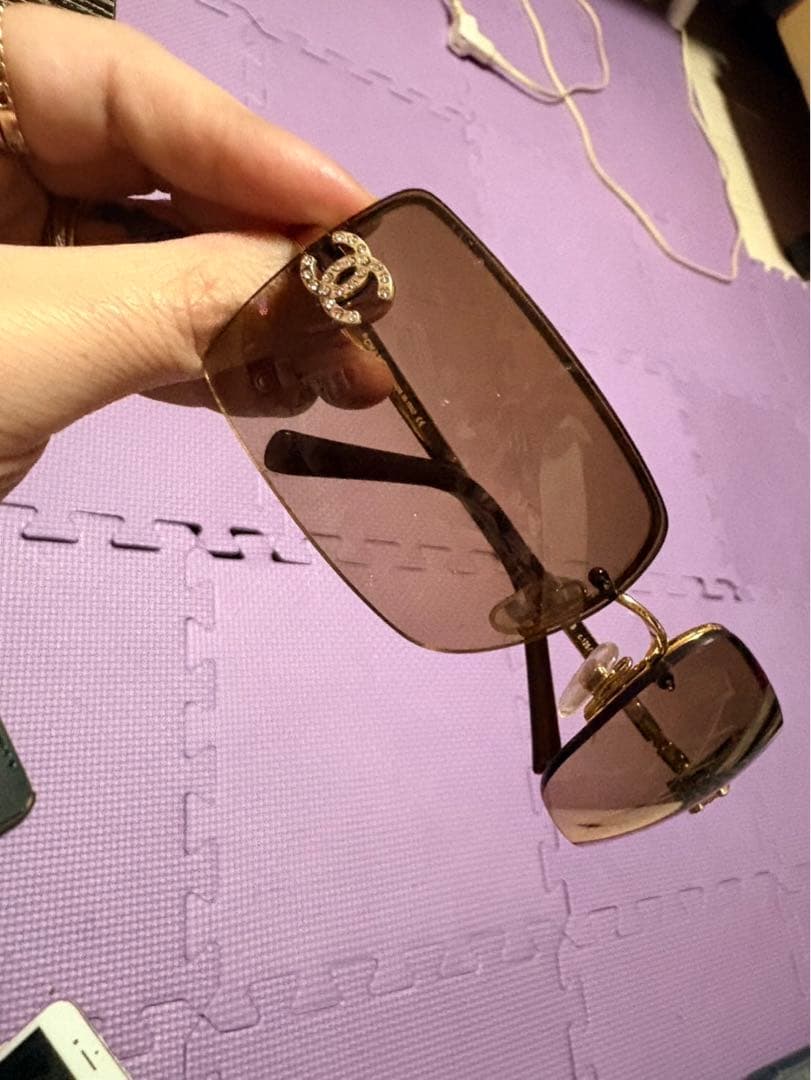 Chanel ブラウン スクエア サングラス