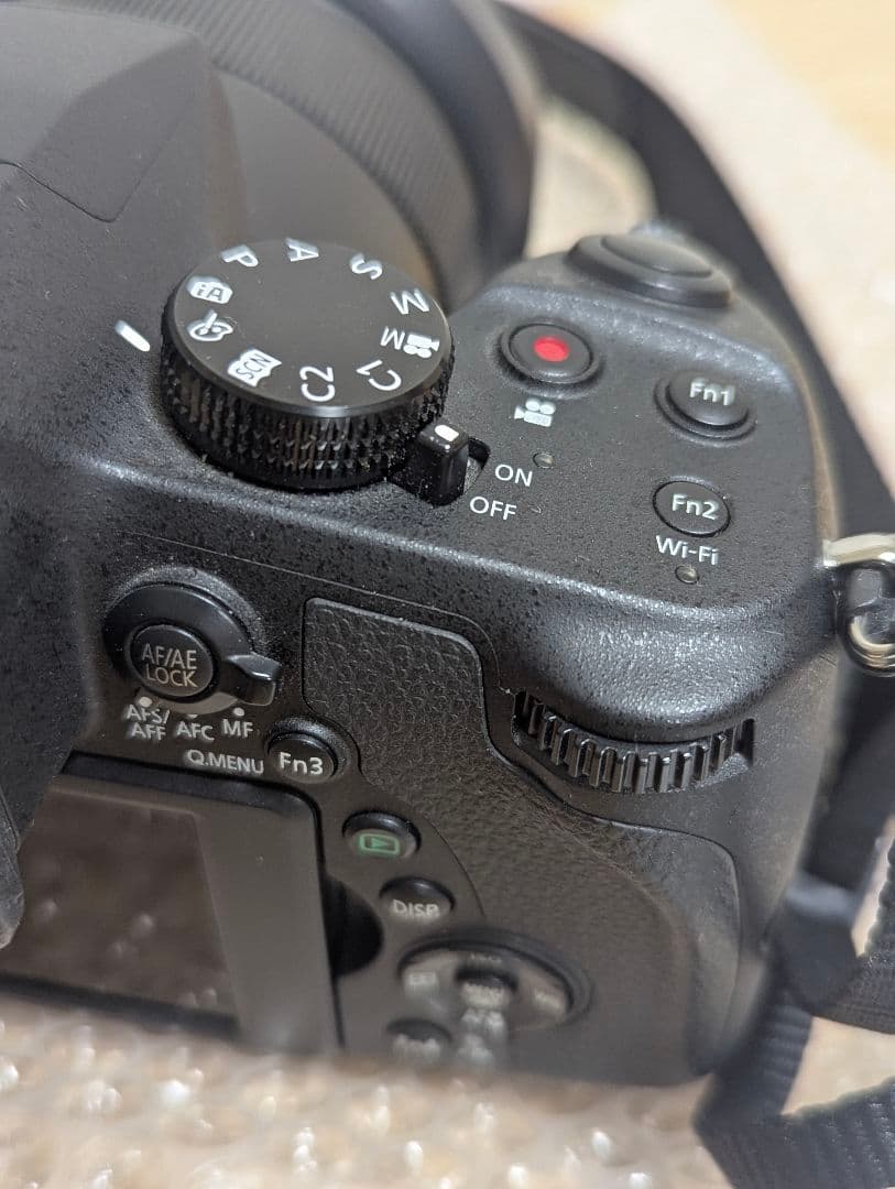 パナソニック LUMIX DMC-FZ1000 充電器等付属品あり