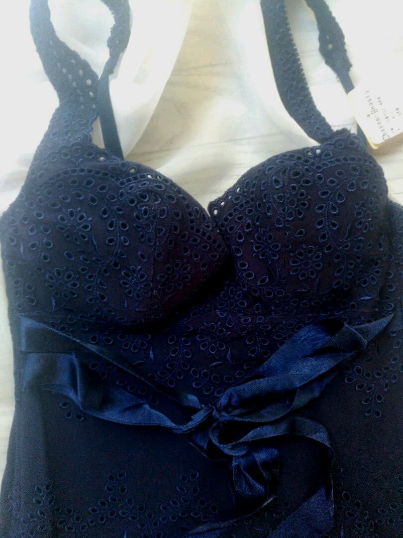 ソフィ様　新品タグ付き　ビスチェ　チェスニービューティー