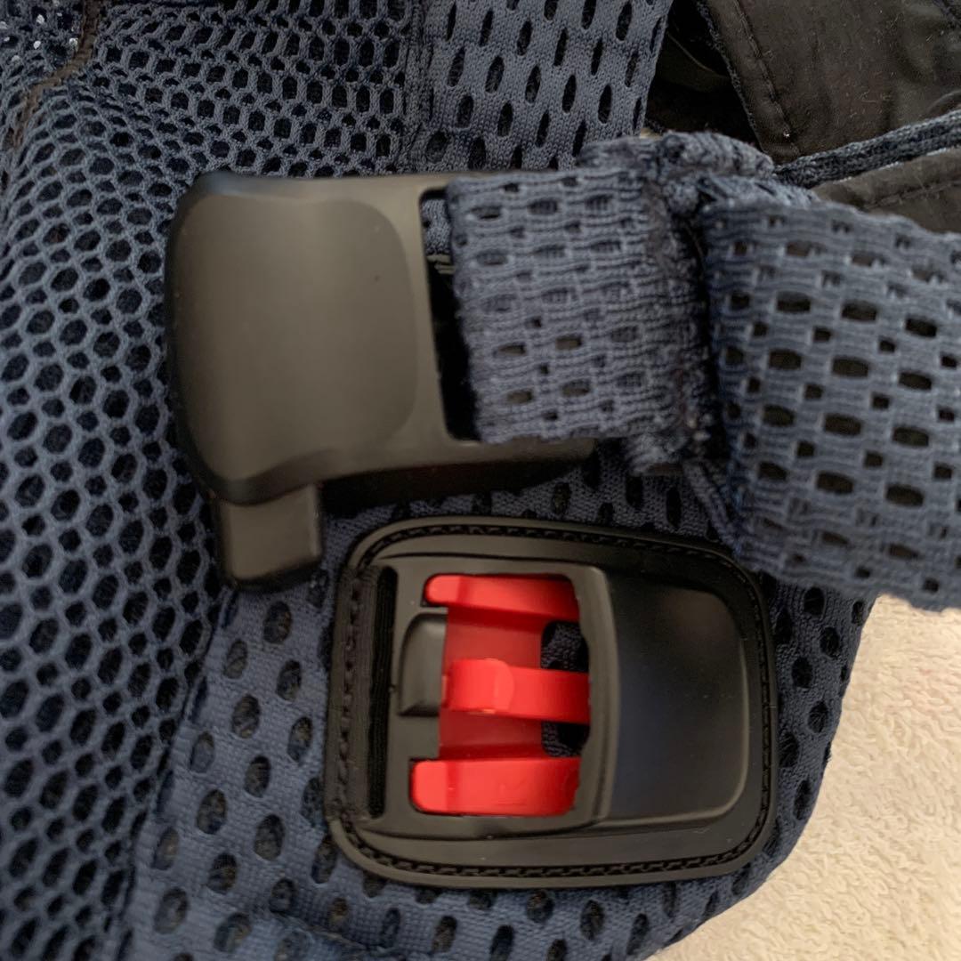 ベビービョルンベビーキャリア ハーモニー　赤ちゃん　新生児　抱っこ紐